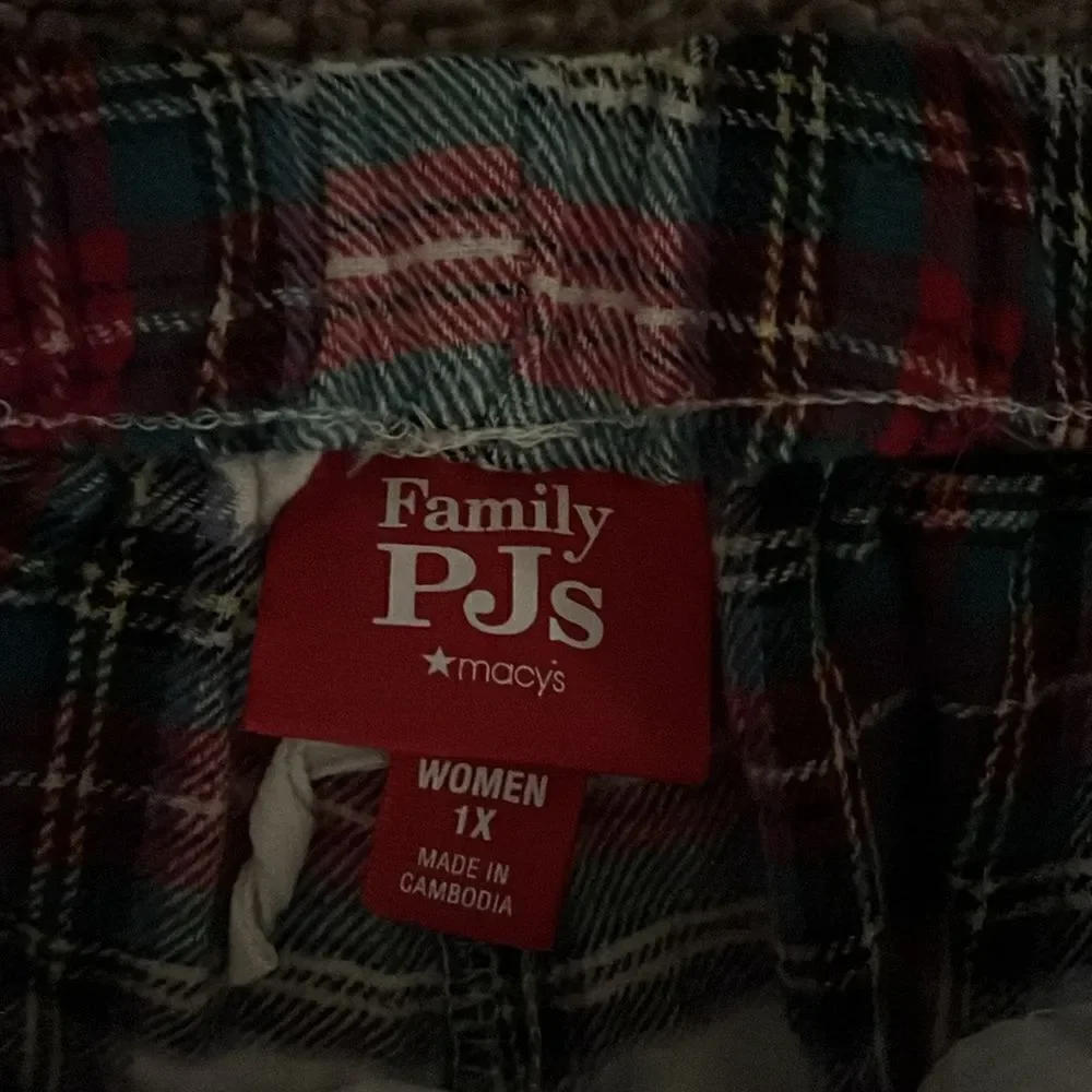 Macy’s Holiday PJ Set